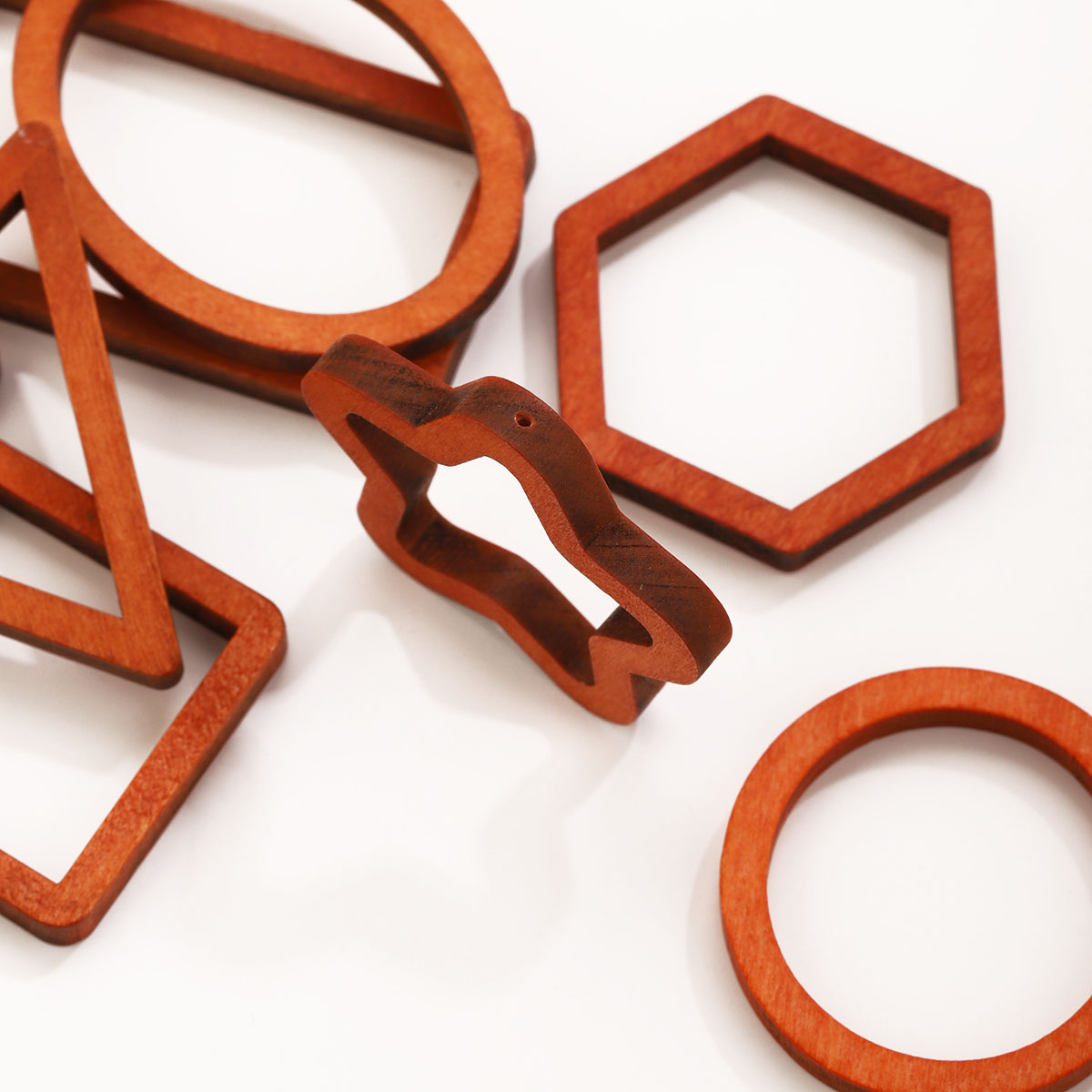 10 stuks houten hart vierkante - Crafting Resin recensie en prijs
